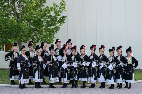 παραδοσιακοι παιδιων νεασ μακρης