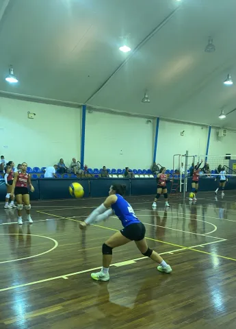 Δεύτερος αγώνας τουρνουά 4