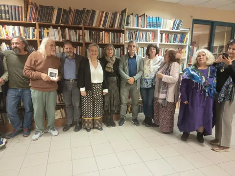 βιβλιοθήκη