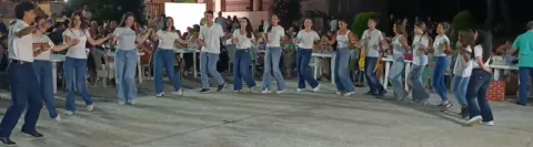 όμορφη ομάδα!